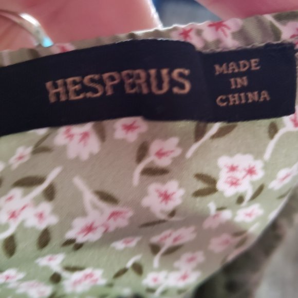 Hesperus Women's Summer Floral Romper Size Large - Picture 6 of 8